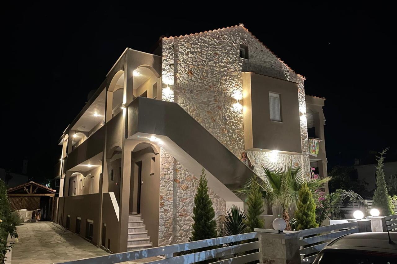 Royals Apartments 2 Nikiti  Exterior photo